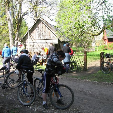 Värava Farm Hotell Pidula Exteriör bild