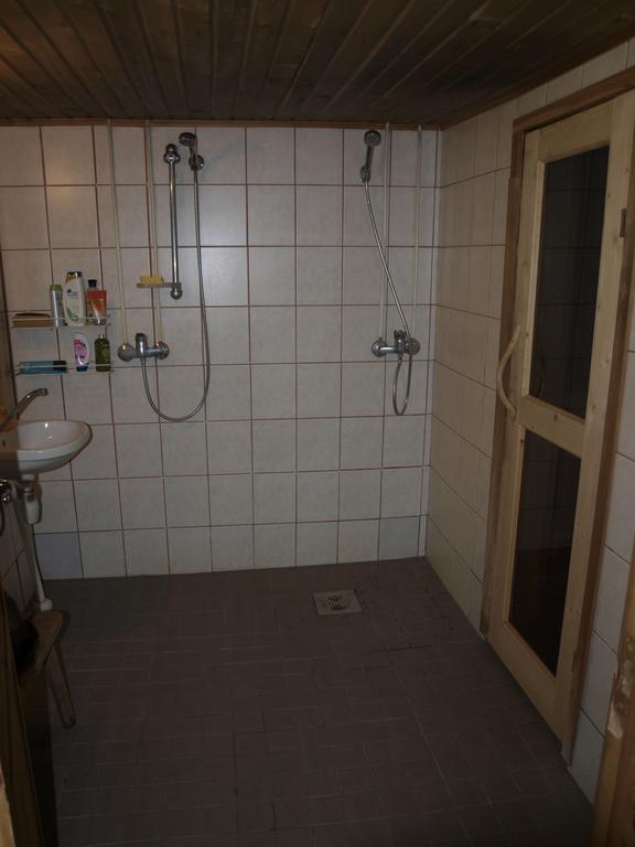 Värava Farm Hotell Pidula Exteriör bild