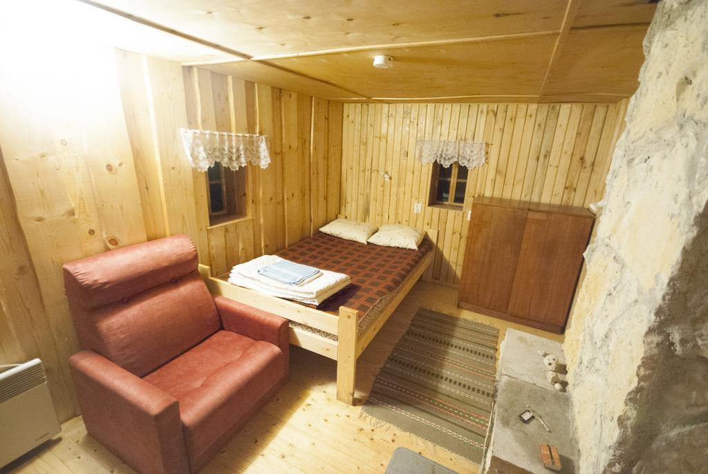Värava Farm Hotell Pidula Exteriör bild