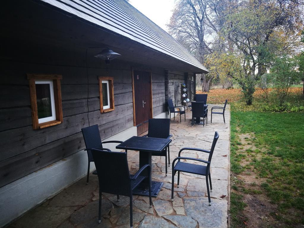 Värava Farm Hotell Pidula Exteriör bild