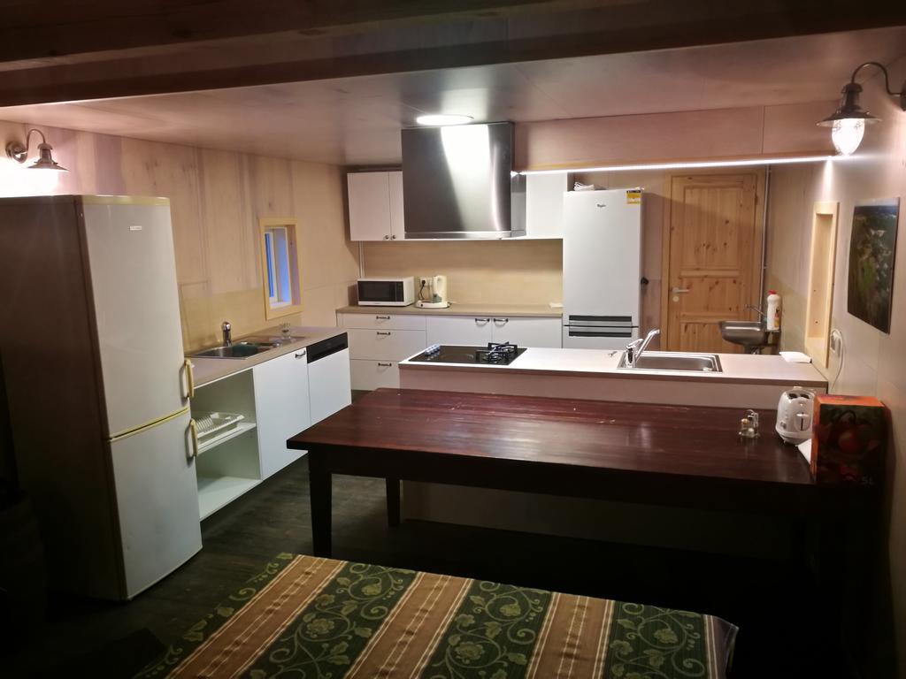 Värava Farm Hotell Pidula Exteriör bild